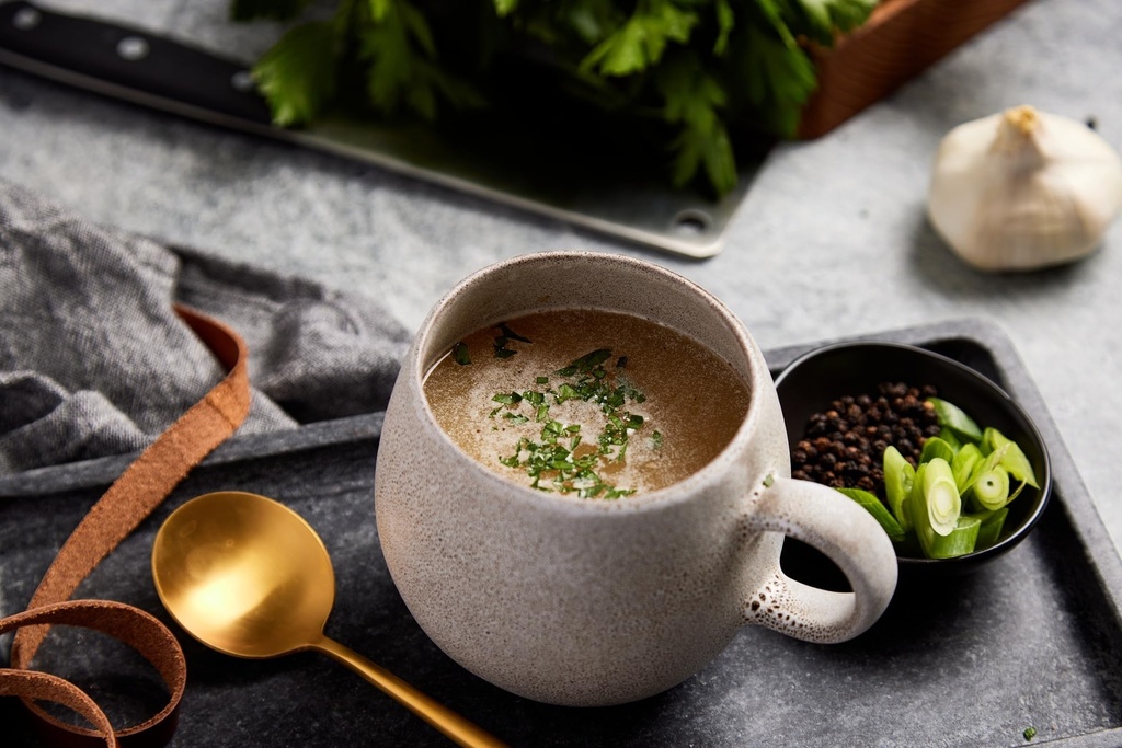 collagen-bone-broth-infused-with-collage-6.jpg