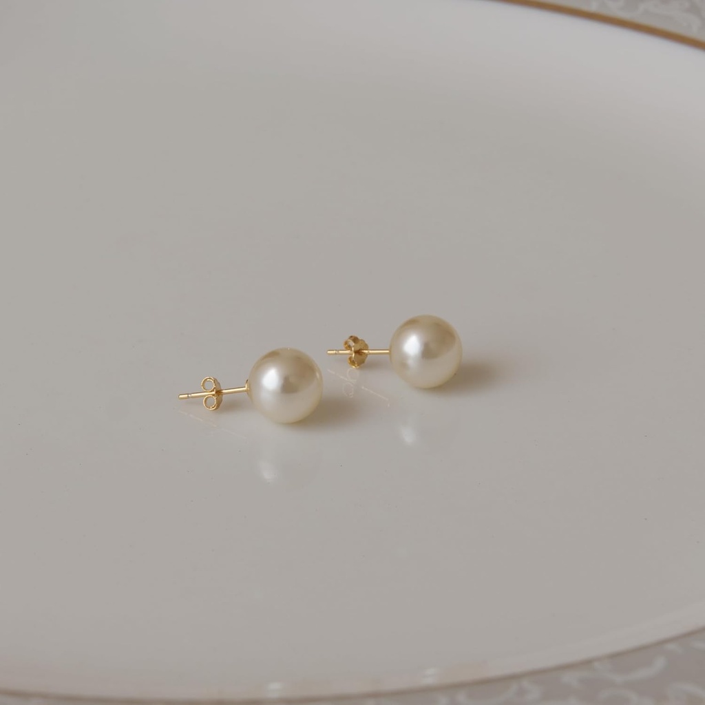 handpicked-freshwater-pearl-stud-earring-3.jpg