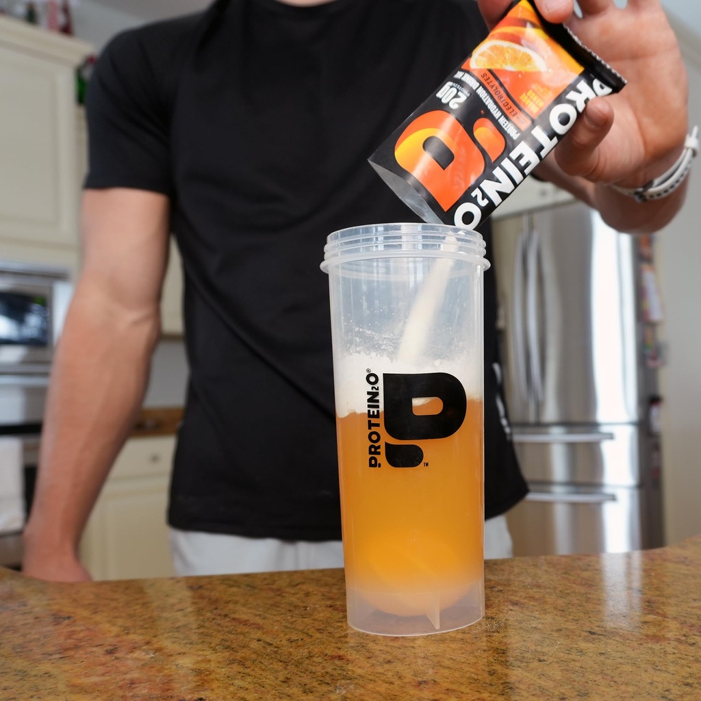 protein2o-20g-whey-protein-isolate-clear-5.jpg