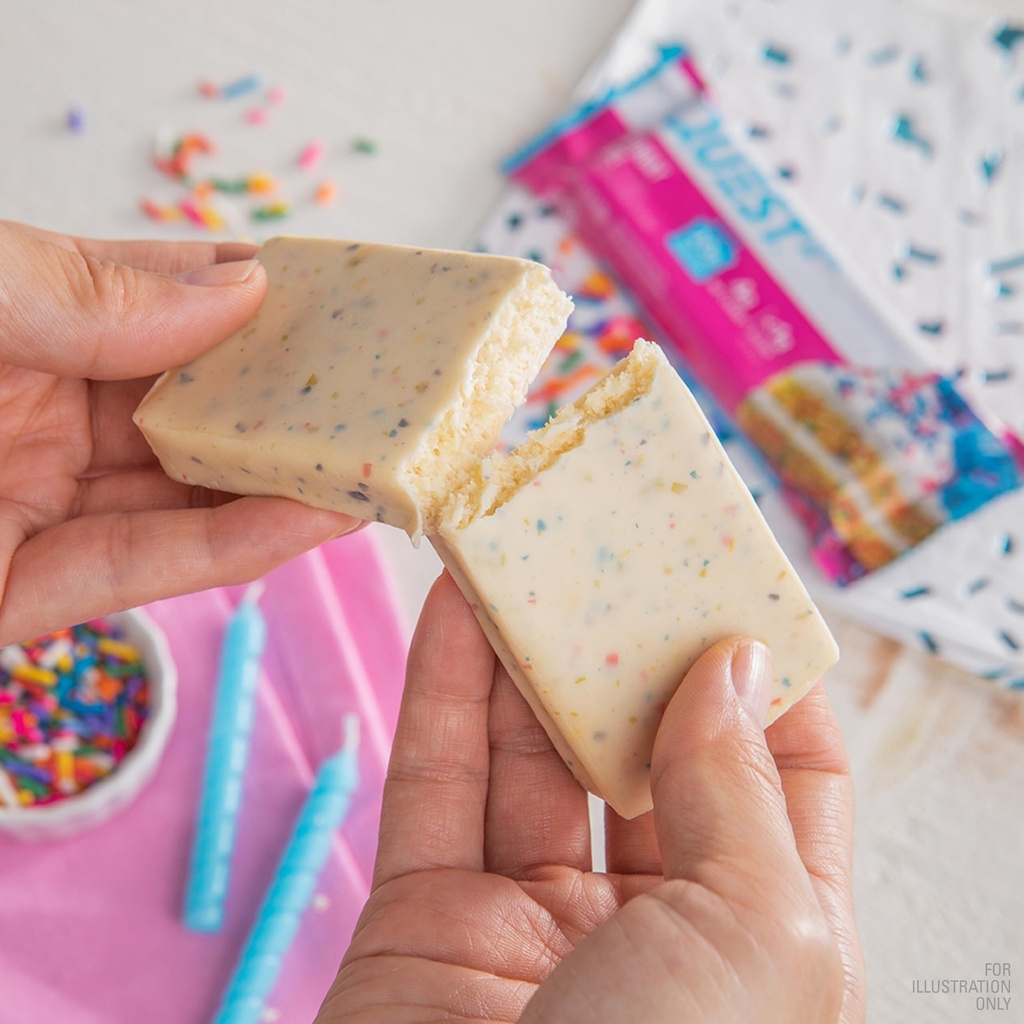 quest-nutrition-birthday-cake-protein-ba-5.jpg
