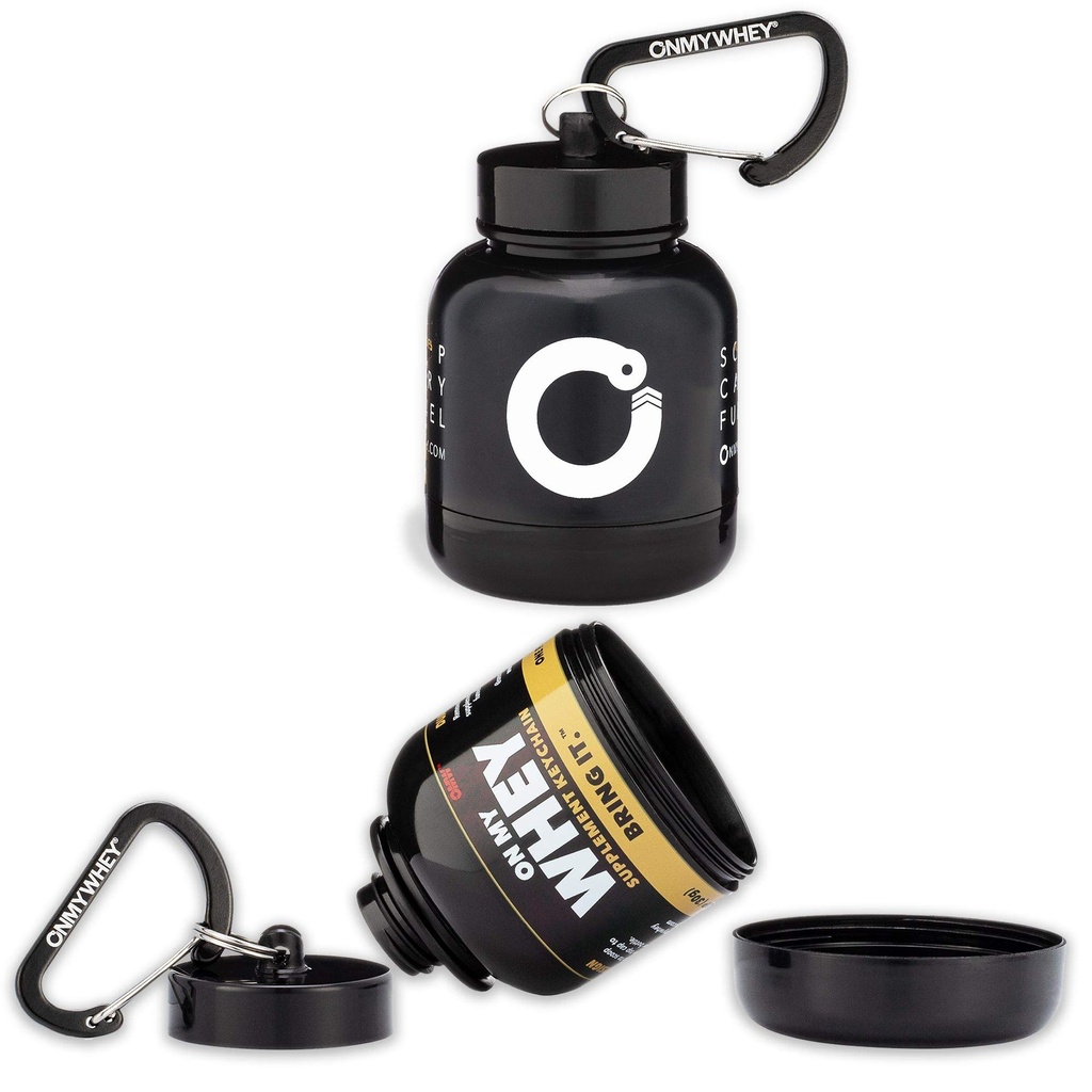 OnMyWhey - Proteïnepoeder en supplement Funnel Keychain, Portable to-Go Container voor de sportschool, workouts, fitness en reizen - TSA goedgekeurd, Combo 2-Pack w/1 Modern & 1 Classic