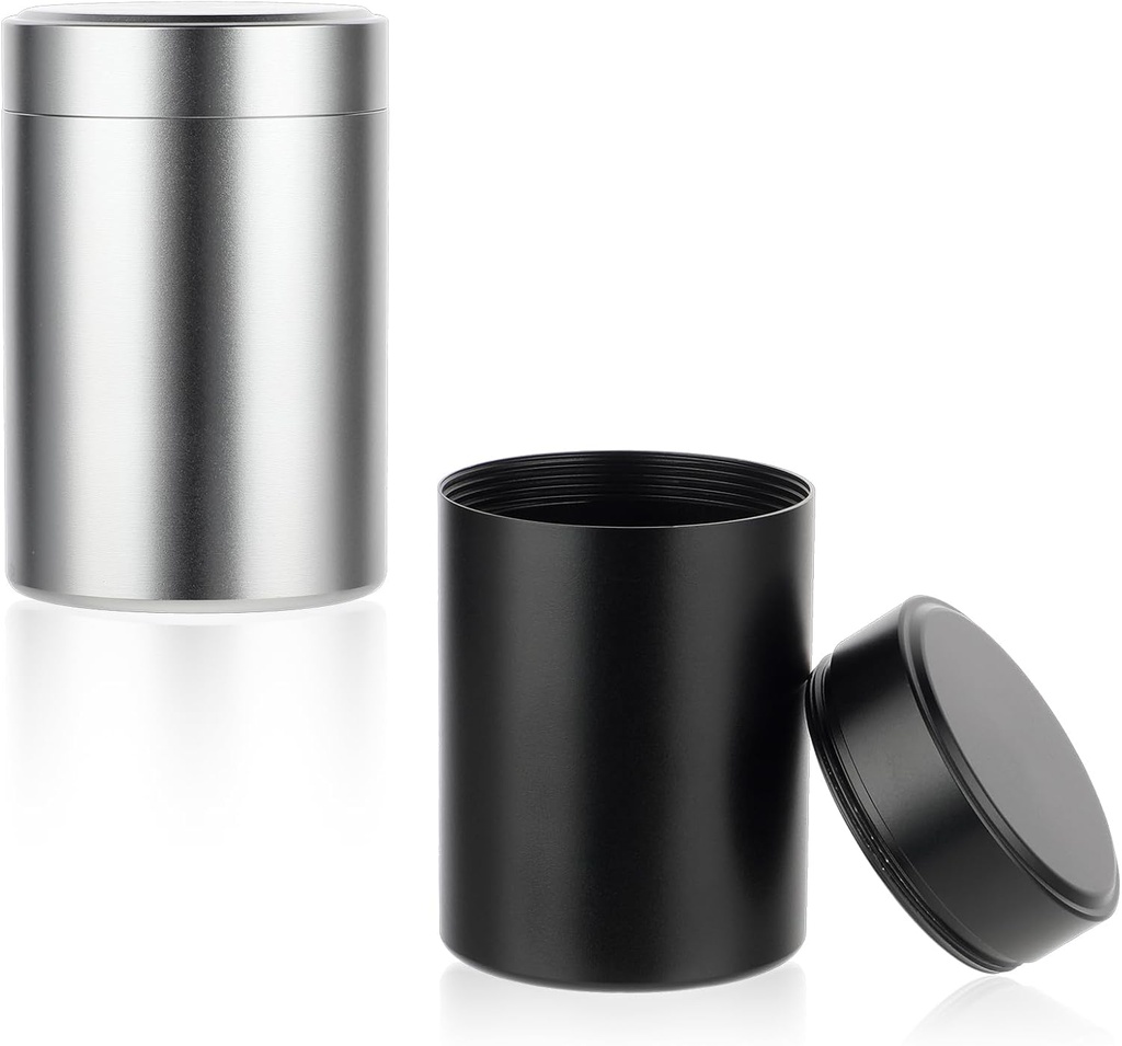 2 stuks Portable Metal pil Organizer, Ronde Dagelijkse pil Box houder zakje kleine pil geval geneeskunde Organisator vitamine flessencontainers voor reizen buiten visolie supplementen (Zwart + Zilver)