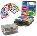 Grote pil Organisator met Medicine Labels, Pill Dispenser 12-Compartiment Travel Medication Storage Case, 7 dagen pil Box voor vitamines & supplementen (Grey, 161 etiketten)
