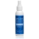 Oude mineralen Magnesium Oil Spray Gevoelige all-New Sensitive Formula met Allantoïne, Biologische Kamille en Biologische Aloë Vera (4oz)